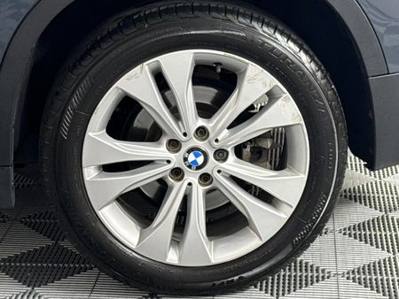 2017-BMW-X1-sDrive20d-Auto_19