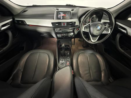 2017-BMW-X1-sDrive20d-Auto_6