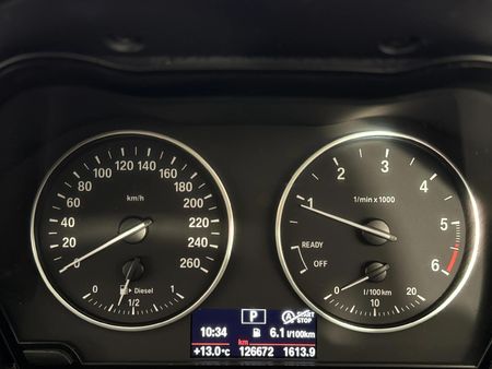 2017-BMW-X1-sDrive20d-Auto_7
