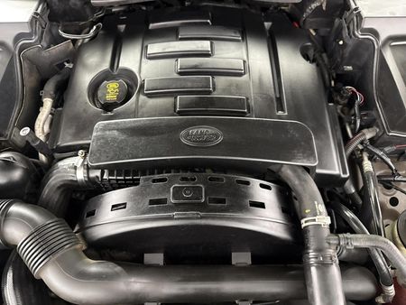 2011-Land-Rover-Discovery-4-30-TD-SD-V6-HSE_15