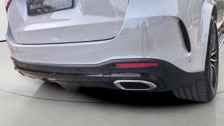 2026-Mercedes-Benz-GLE-450d-4Matic_15