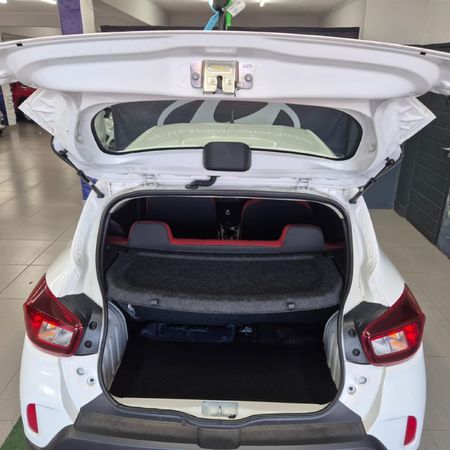 2026-Renault-Kwid-10-Techno_8