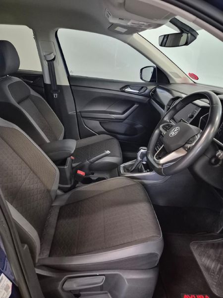 2022-Volkswagen-T-Cross-15-TSI-R-Line-Auto_9