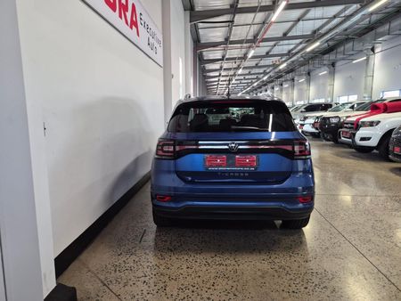 2022-Volkswagen-T-Cross-15-TSI-R-Line-Auto_3
