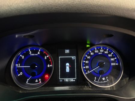 2017-Toyota-Hilux-28-GD-6-Raised-Body-Raider-Extended-Cab_10