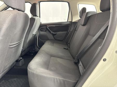 2014-Renault-Duster-15-dCi-Dynamique_8