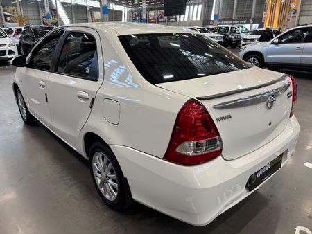 2019-Toyota-Etios-15-XS_4