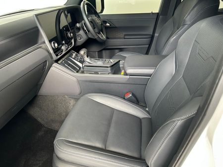 2026-Lexus-GX-35T-SE_15