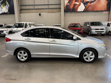 2015-Honda-Ballade-15-Elegance_7