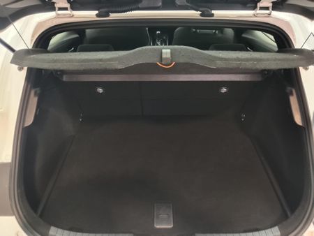 2025-Toyota-Corolla-18-XS-Hybrid-Auto-5-dr_9