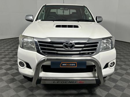2014-Toyota-Hilux-30-D-4D-Legend-45-Raised-Body-Auto-Double-Cab_1