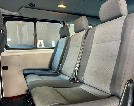 2017-Volkswagen-Transporter-CrewBus-20-TDI-LWB_20