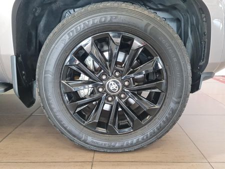 2026-Toyota-Land-Cruiser-Prado-VX-L-28GD-Auto_19