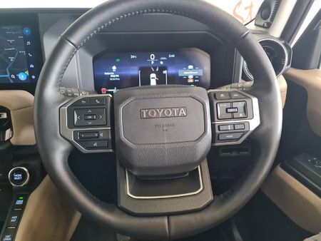 2026-Toyota-Land-Cruiser-Prado-VX-L-28GD-Auto_7