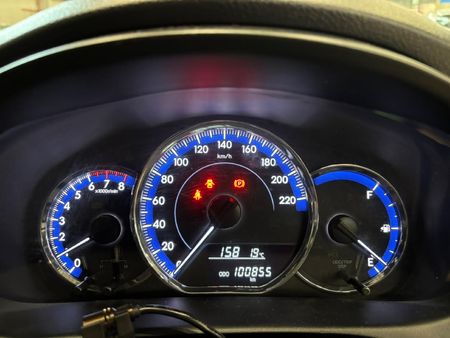 2018-Toyota-Yaris-15-Sport-5-dr_10