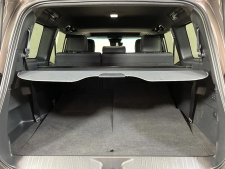 2024-Toyota-Land-Cruiser-Prado-VX-R-28GD-Auto_15