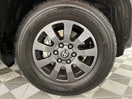 2024-Toyota-Land-Cruiser-Prado-VX-R-28GD-Auto_19