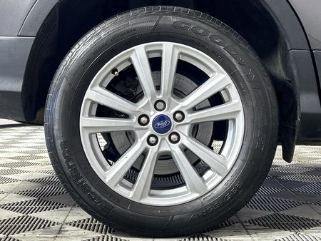 2017-Ford-Kuga-15-EcoBoost-Ambiente_19
