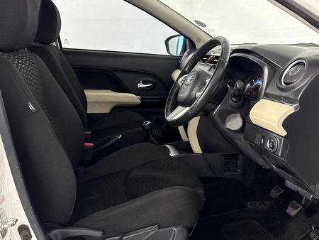2018-Toyota-Rush-15_10