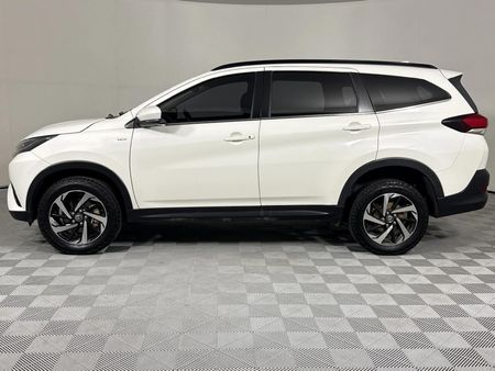 2018-Toyota-Rush-15_5