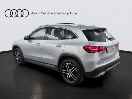 2021-Mercedes-Benz-GLA-200d-Progressive-Auto_2