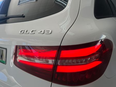 2016-Mercedes-AMG-GLC-43-AMG-4Matic_18