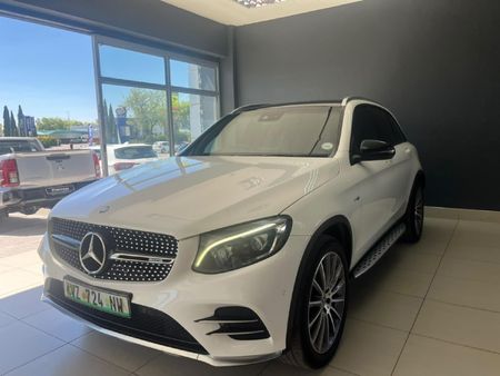 2016-Mercedes-AMG-GLC-43-AMG-4Matic_25