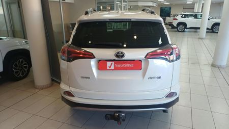 2017-Toyota-RAV4-20-GX-Auto_4
