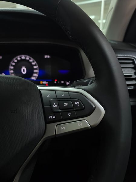 2026-Volkswagen-T-Cross-10-TSI-Life-Auto_19