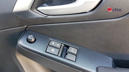 2026-Isuzu-D-Max-19-DDI-HR-LS-Auto-E-Cab_10