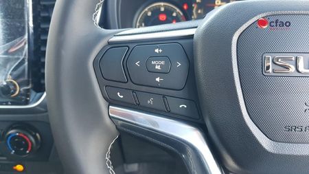 2026-Isuzu-D-Max-19-DDI-HR-LS-Auto-E-Cab_14