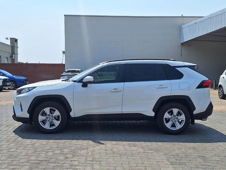 2021-Toyota-RAV4-20-GX-Auto_5
