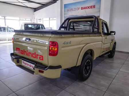 2026-Mahindra-Pik-Up-22-mHawk-S6-Karoo-Dawn-4x4-Single-Cab_5