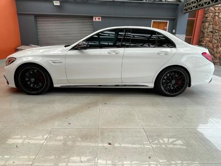 2017-Mercedes-AMG-C-Class-C63-AMG-S_6