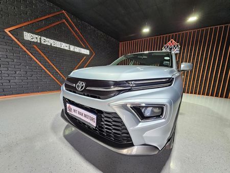 2025-Toyota-Urban-Cruiser-15-XR-Auto_3