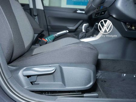 2026-Volkswagen-Polo-10-TSI-Life_13
