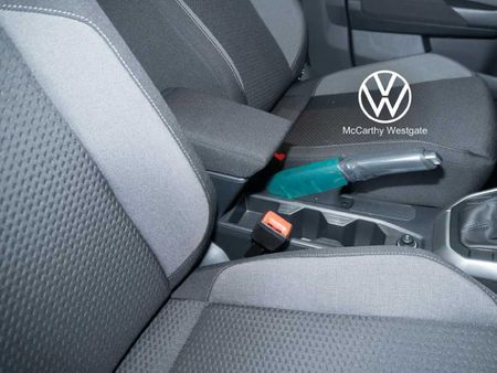 2026-Volkswagen-Polo-10-TSI-Life_15