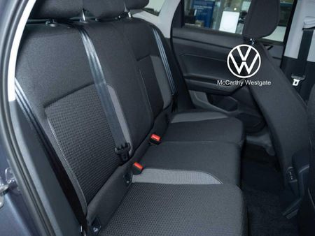 2026-Volkswagen-Polo-10-TSI-Life_18