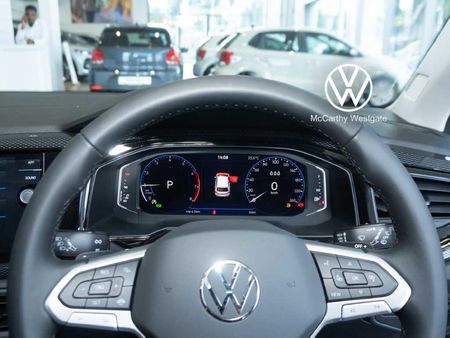 2026-Volkswagen-Polo-10-TSI-Life_24