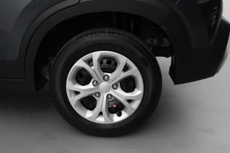 2026-Kia-Sonet-15-LS_21