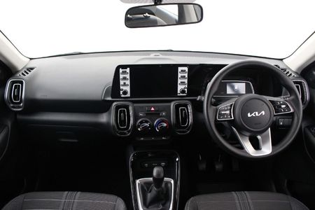 2026-Kia-Sonet-15-LS_5