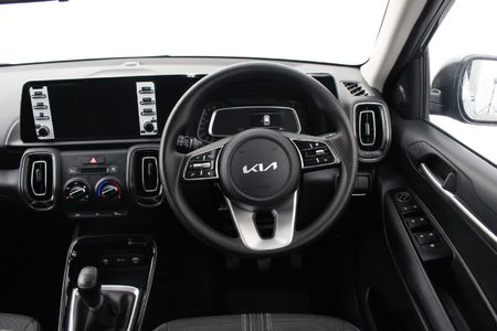 2026-Kia-Sonet-15-LS_6