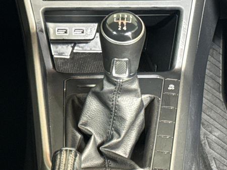 2018-Volkswagen-Polo-10-TSI-Comfortline_11