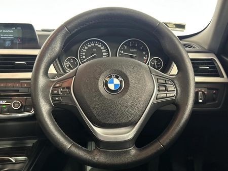 2018-BMW-3-Series-320i-Auto_13