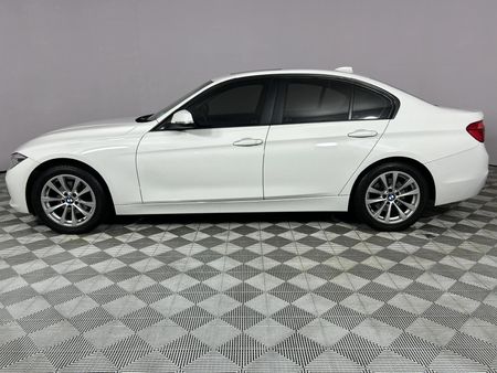 2018-BMW-3-Series-320i-Auto_5