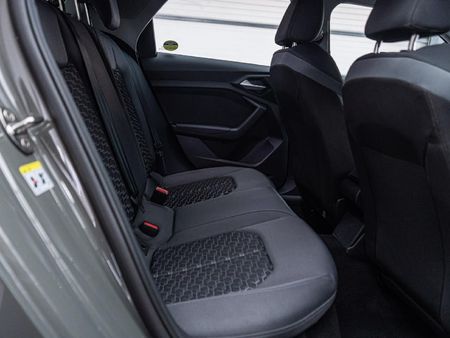 2025-Audi-A1-Sportback-30-TFSI-Advanced-S-Tronic_12