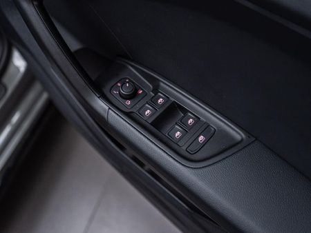 2025-Audi-A1-Sportback-30-TFSI-Advanced-S-Tronic_4