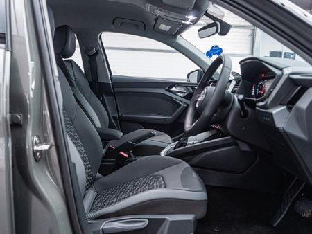 2025-Audi-A1-Sportback-30-TFSI-Advanced-S-Tronic_7