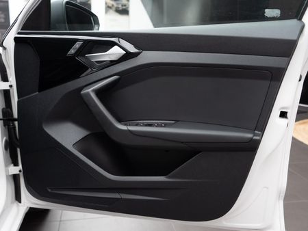 2026-Audi-A1-Sportback-30-TFSI-Advanced-S-Tronic_16