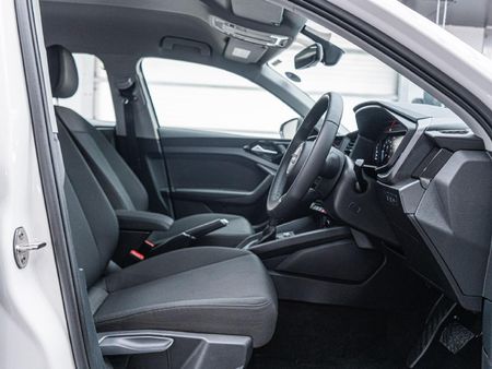 2026-Audi-A1-Sportback-30-TFSI-Advanced-S-Tronic_17